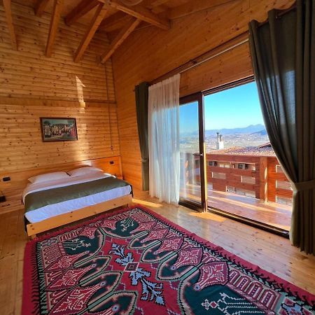 Hotel Wooden House Canaj Exteriér fotografie