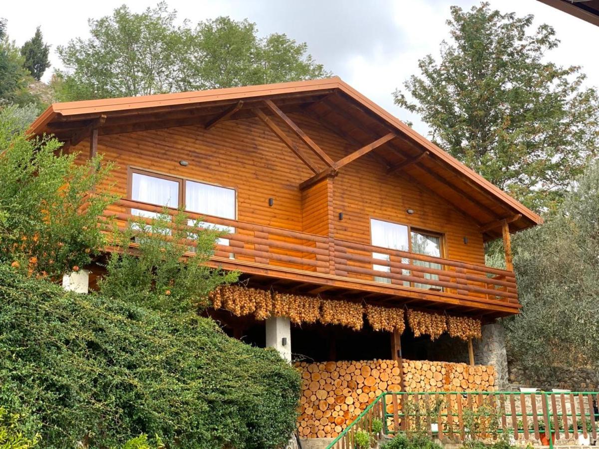 Hotel Wooden House Canaj Exteriér fotografie