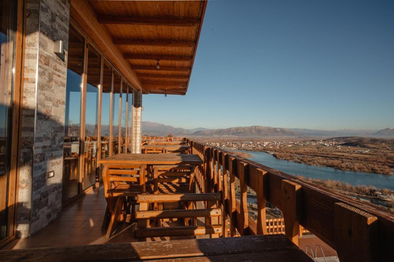 Hotel Wooden House Canaj Exteriér fotografie